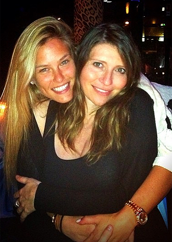 Bar Refaeli e Valentina Micchetti, nights in Israele