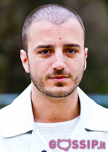 Nicolas vaporidis irriconoscibile. panariello: "sembra mi nonno Nicolas Vaporidis e i suoi capelli: 'Alle donne piace calvo' - Gossip.it