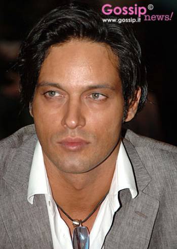 gabriel garko fotos. gabriel garko images.
