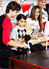 Prince, Paris e Blanket ricordano pap� Michael Jackson: foto