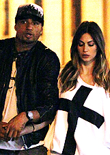 Melissa Satta e Kevin Prince Boateng insieme a cena scelgono lo stesso look: le foto 