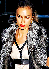 Irina Shayk sexy panterona a Manhattan: le foto