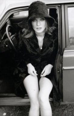 GossipTv: La sette smobilita e la sexy Jane va in Mediaset GossipTv: La sette smobilita e la sexy Jane va in Mediaset