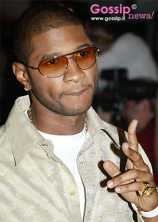 Altro che Naomi! La vera passione di Usher e' David Beckham!