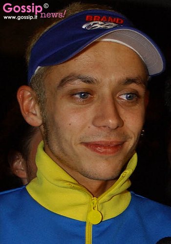 Valentino Rossi per GossipNews: libro, maglietta autografata, sogni...