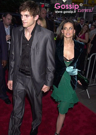 Demi Moore, Ashton Kutcher e il materasso... collaudato!