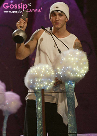 Mtv Europe Music Awards, tra pietre millenarie ed R&B