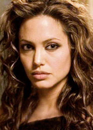 Angelina Jolie: la mia Africa Angelina Jolie: la mia Africa