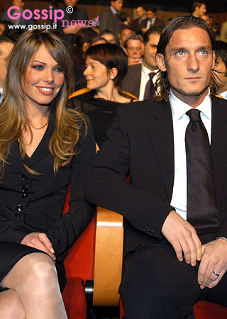 E' 'Made by Ilary' la collezione di Francesco Totti