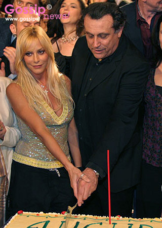 Tra (ex) moglie e marito non mettere il Gilda