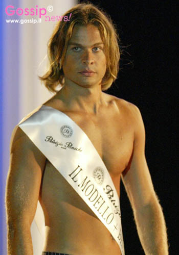 Luca Napoli, un Mister per la bella Cristel Carrisi