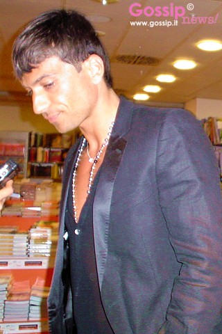 Costantino, testimonial filosofo con Alessandra nel cuore Costantino, testimonial filosofo con Alessandra nel cuore