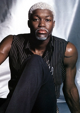 Cissé nudo tra gli 'Dei dello stadio'