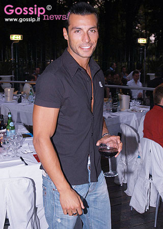 Interrante: 'Isola dei Famosi sì, ma niente addio a Mediaset'