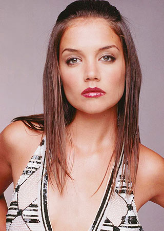 Katie Holmes fa marcia indietro...