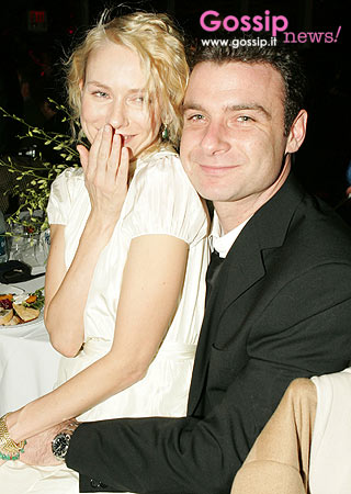 Niente nozze fantasma per Naomi Watts