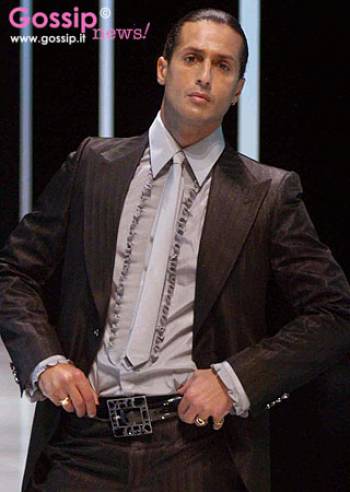 Corona-mania: è Fabrizio il più fashion