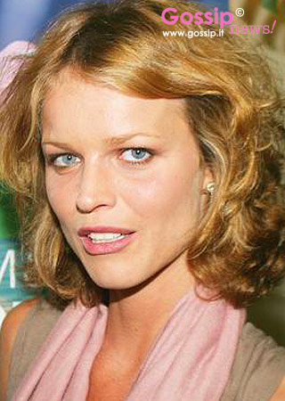Eva Herzigova, più sexy incinta