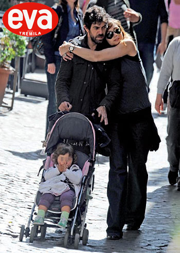 Favino, che bravo paparino!