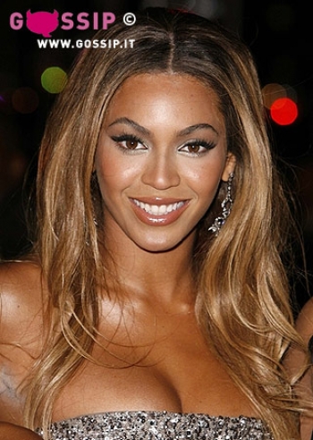 Beyoncé incinta. Parola di amici... Beyoncé incinta. Parola di amici...