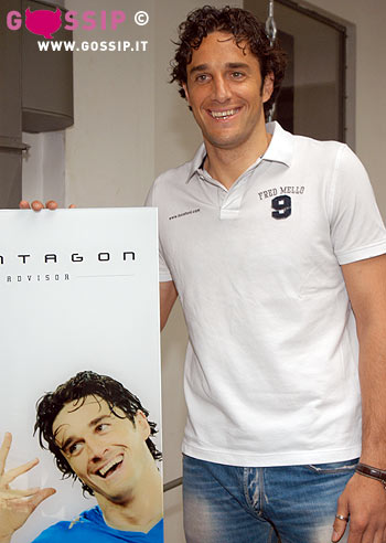 Luca Toni va in rete