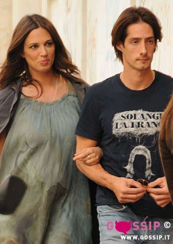 Asia Argento: le prime foto del pancino