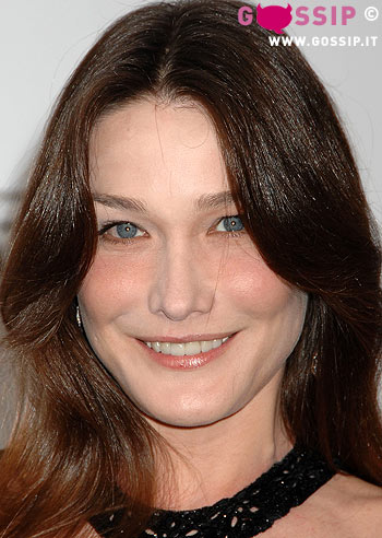 Carla Bruni, la sveglia di Sarkozy