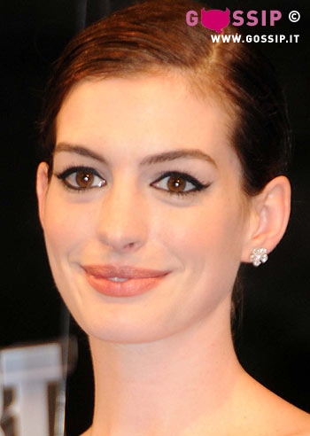 La Hathaway non è lesbica