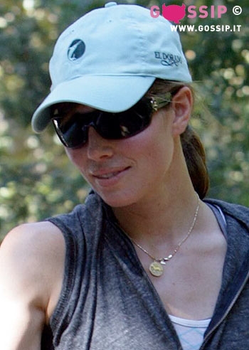 Jessica Biel: Le feste? Meglio il cane...