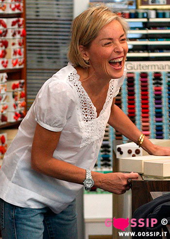 Sharon, ma che ti ridi?