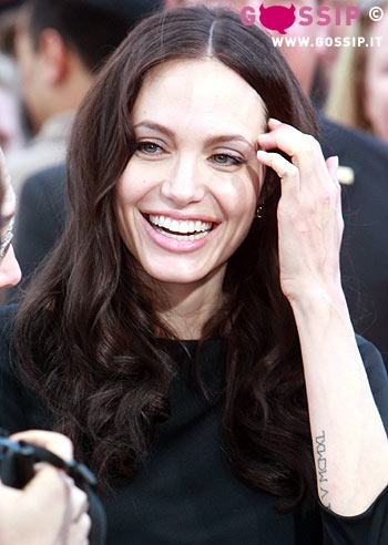 Angelina Jolie dall'ostetrico