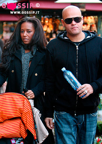 Mel B al centro commerciale