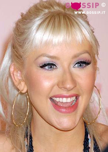 Christina Aguilera: dopo le scarpe, gli abiti