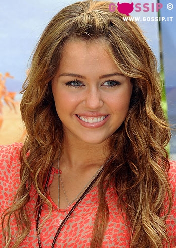 Miley Cyrus, Liam è sexy ma...