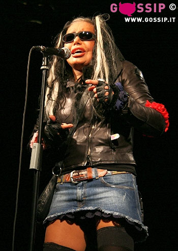 Bertè al GayVillage, sognando l'Isola