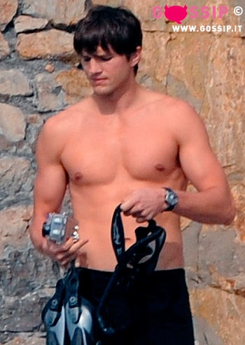 Ashton Kutcher vuole clonarsi Ashton Kutcher vuole clonarsi