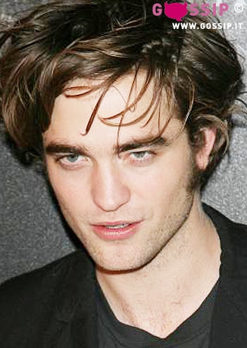 Pattinson, bellissimo, ma puzzolente