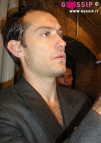 Jude Law e Sienna Miller, più che amici