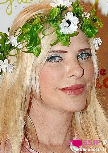 Cicciolina all''Isola  dei Famosi'?