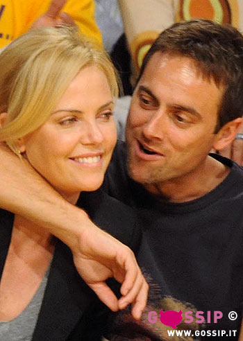 Charlize Theron e Stuart Townsend fanno crack