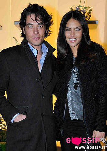 Daniele GF10 con Camila e Lele per Amy Gee