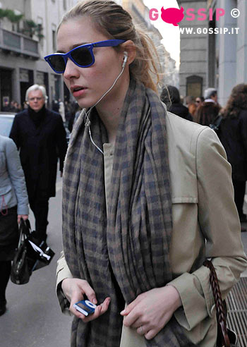 Beatrice Borromeo pensierosa a Milano