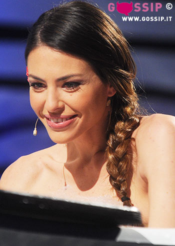 Camassa sexy nella vasca da bagno Camassa sexy nella vasca da bagno