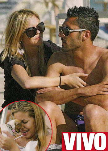 La velina Costanza in spiaggia col boyfriend La velina Costanza in spiaggia col boyfriend