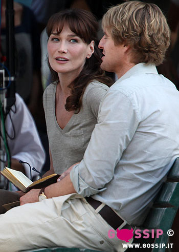 Carla Bruni e Owen Wilson sul set di Allen: foto