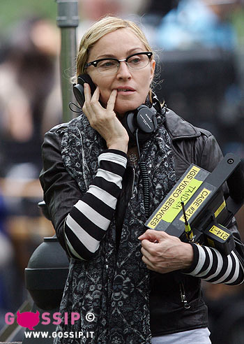 Madonna senza trucco sul set: foto