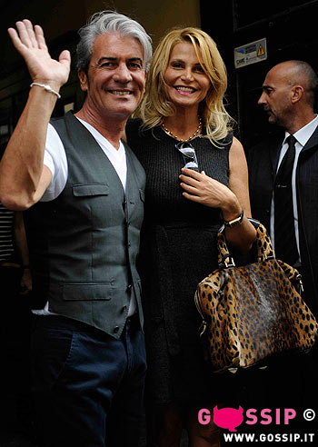 La Ventura va da Paciotti, c'è anche Bettarini: foto