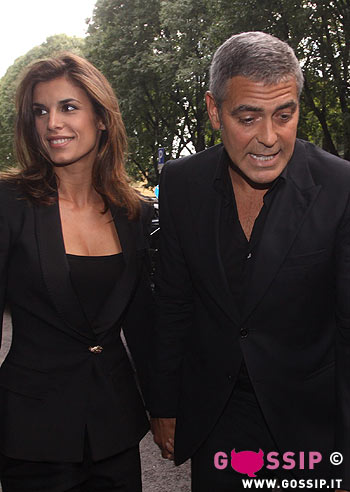 Clooney a Canalis innamorati a Milano: foto