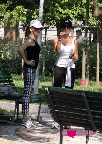 Lo jogging di Paola e Chiara: foto