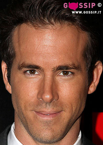 E' Ryan Reynolds il più sexy!